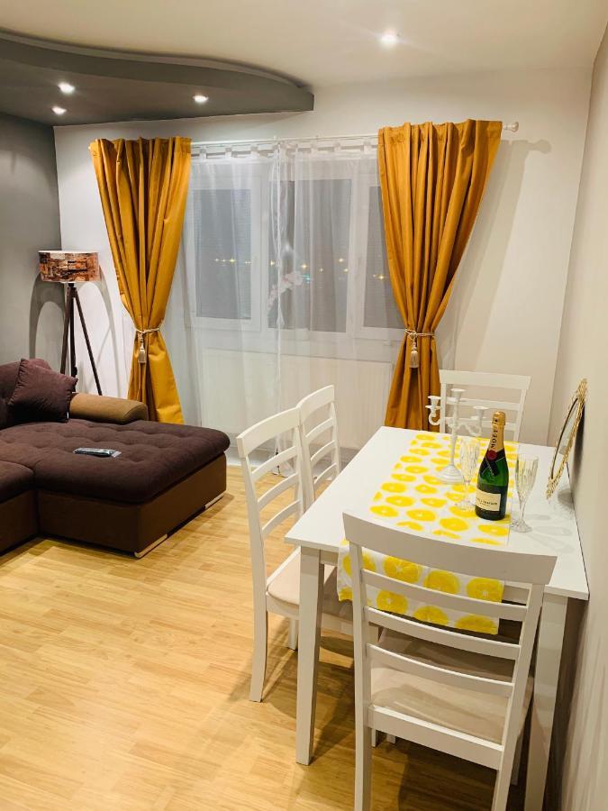 Confort View Apartment Iasi - 3 Rooms-Like Home Exterior photo
